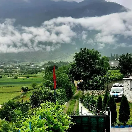 Superpanorama Homestay *