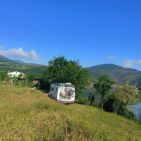 Superpanorama ホームステイ Kukës