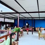Δωμάτια σε οικογενειακή κατοικία Superpanorama *