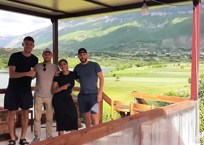 Superpanorama 民宿 Kukes